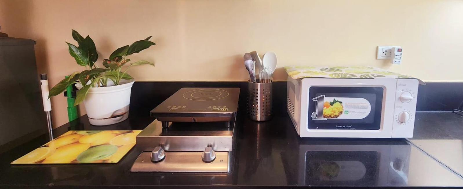 Spacious Cozy Suite At The Venice Mall With Free Parking And Washing Machine (Adults Only) Taguig Eksteriør billede